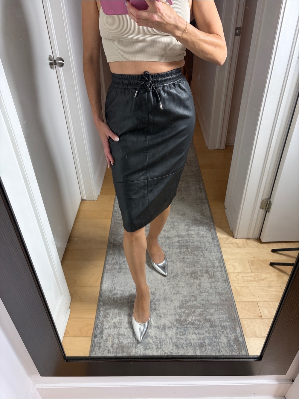 ESQUALO Black Faux-Leather Drawstring Pencil Skirt
